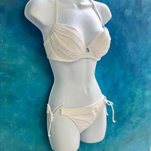 Victoria's Secret bikini